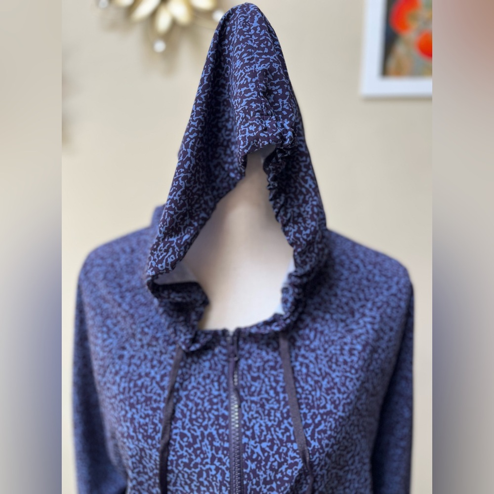 Athletic Blue Leopard Print Hooded Jacket by Zella - Picture 4 of 15